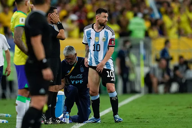 De Paul praises Messi: You played your heart out for us, thank you captain